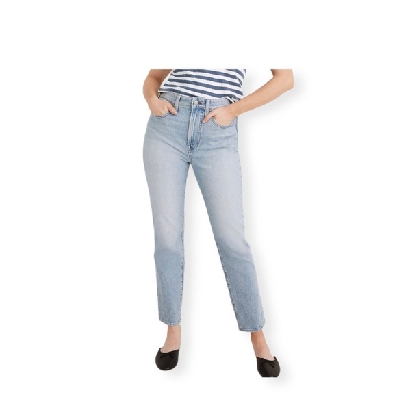 Madewell Denim - Madewell The Curvy Perfect Vintage Jean in Fiore Wash.